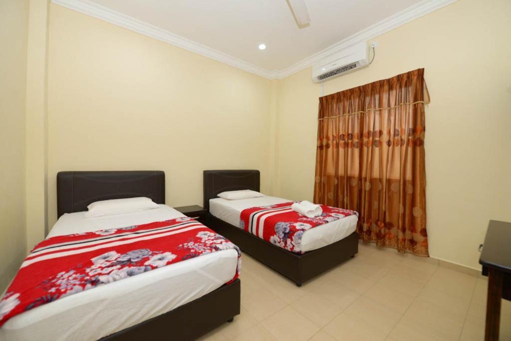 Adina Drive In Motel Langkawi Room photo